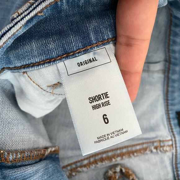 High Rise Express Shorts - Picture 2 of 6